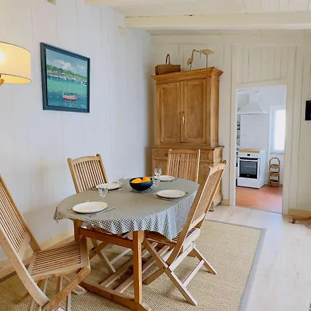 Maison De Village En 2 Parties * Saint-Clément-des-Baleines