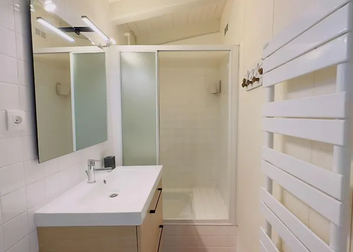 Maison De Village En 2 Parties Saint-Clément-des-Baleines