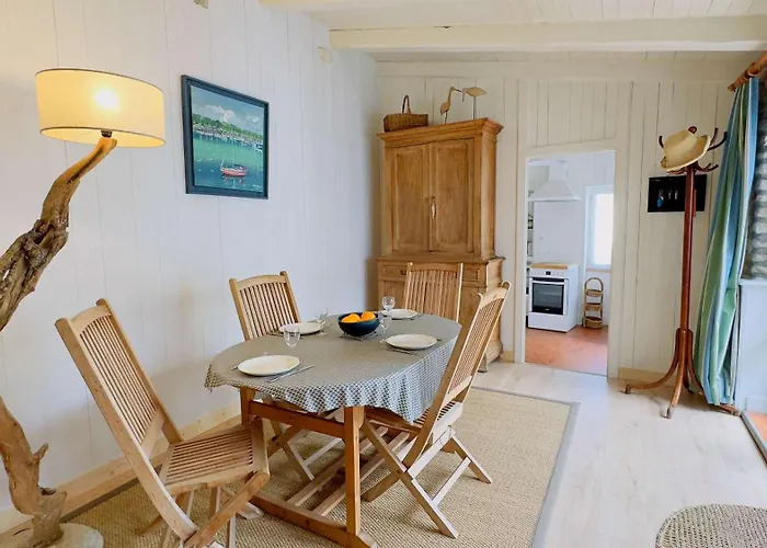 Maison De Village En 2 Parties * Saint-Clément-des-Baleines